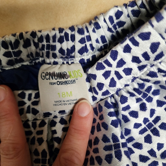 Genuine Kids from Oshkosh 4 Girls Skirts - Picture 7 of 9